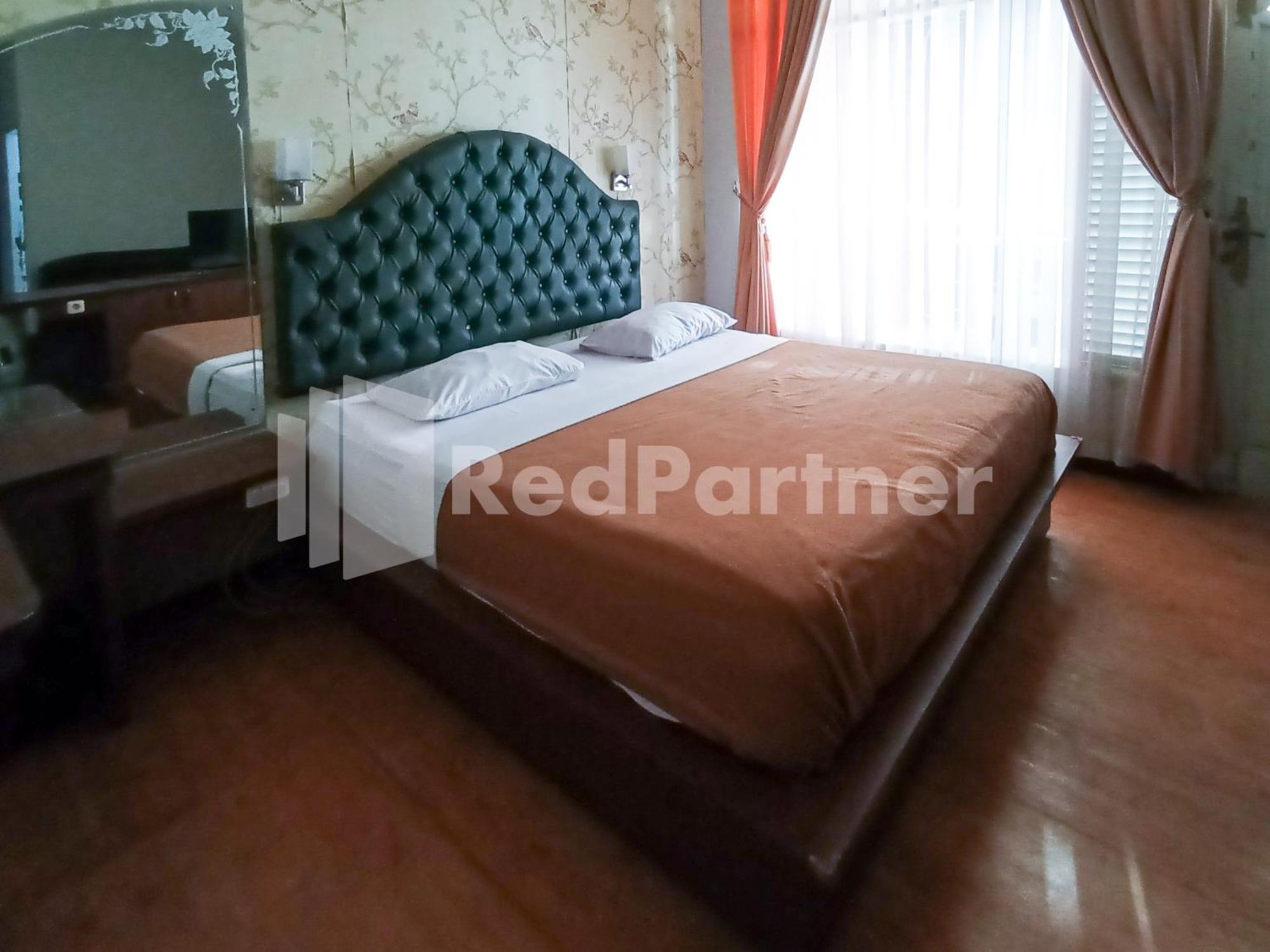 Nillo Hotel Kebumen Mitra Reddoorz Esterno foto
