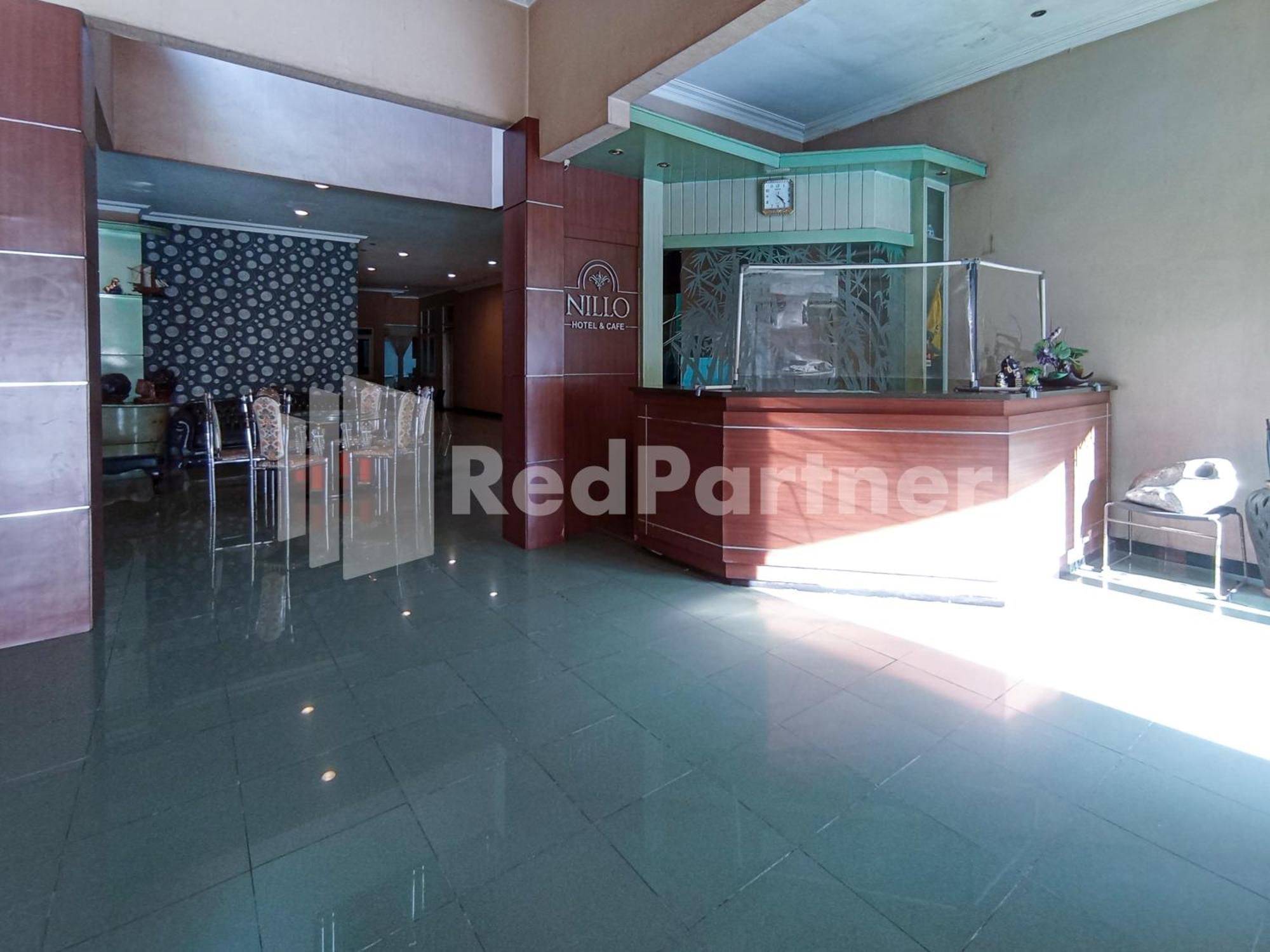 Nillo Hotel Kebumen Mitra Reddoorz Esterno foto